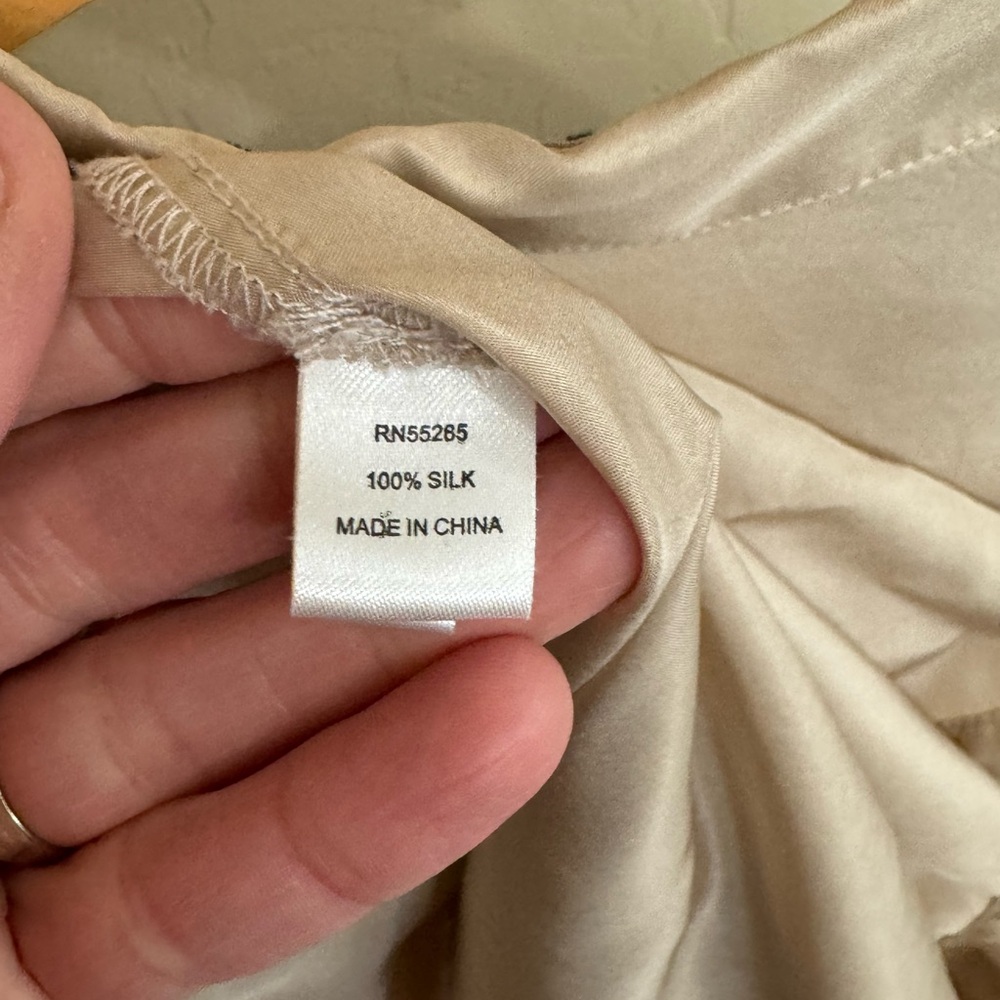 Express Beige 100% Silk Button-Front Collared Uti… - image 4